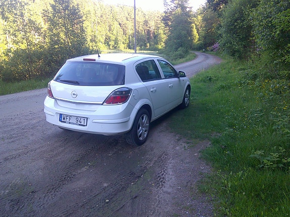 Opel Astra 3 of 5