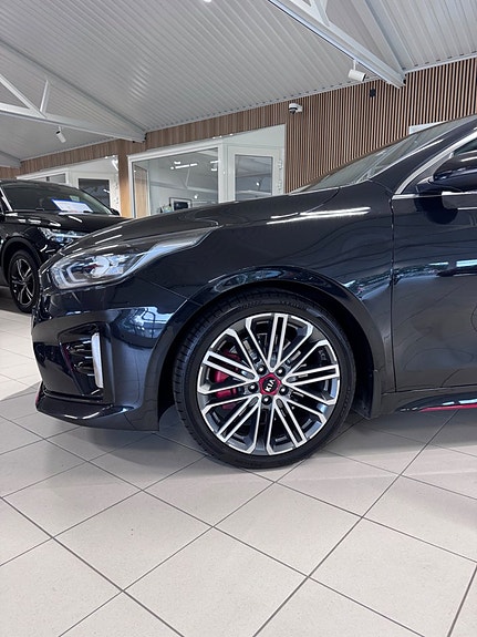 Kia ProCeed 3 of 22
