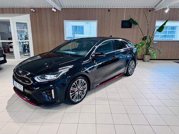 Kia ProCeed 7 of 22