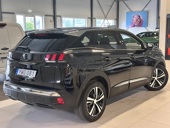 Peugeot 3008 4 of 5
