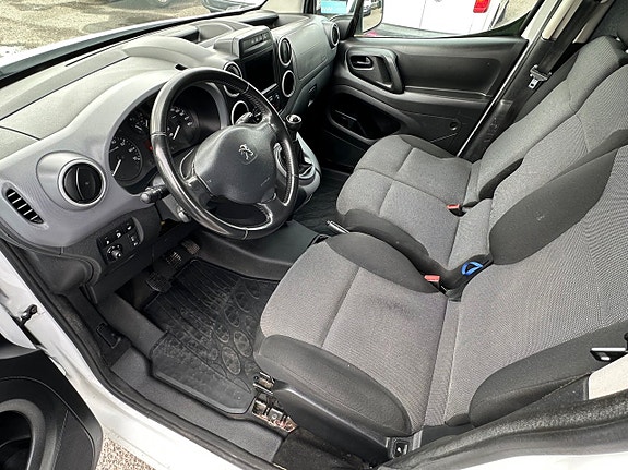 Peugeot Partner 8 of 9