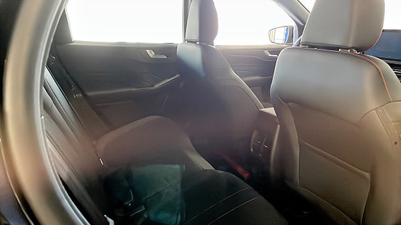Ford Kuga 5 of 11