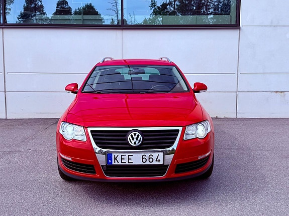 Volkswagen Passat 3 of 5