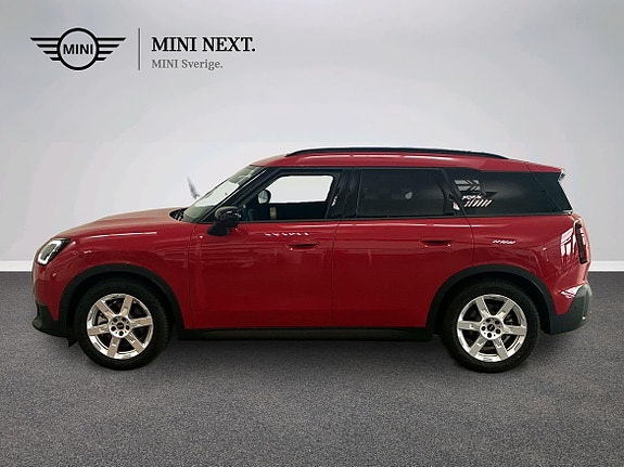 MINI Countryman SE 3 of 5