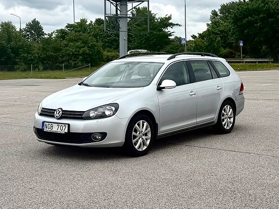 Volkswagen Golf VI