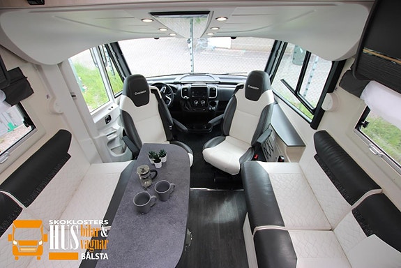 Chausson Titanium 7068 XLB Automat 160hk Vinterpaket 1 ägare 11 of 26