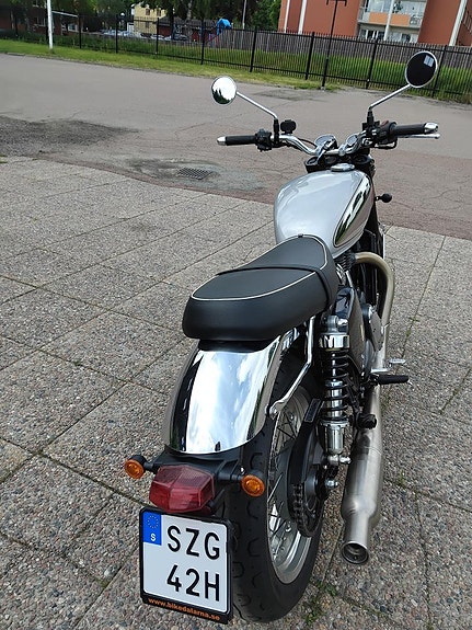 BSA 650 Gold Star Silver Sheen Legacy 5 of 7