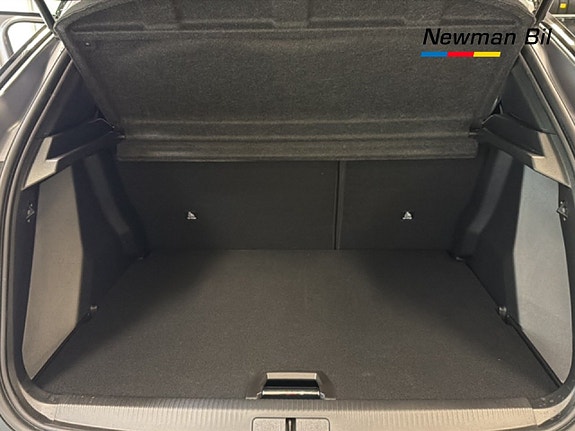 Peugeot 2008 14 of 14
