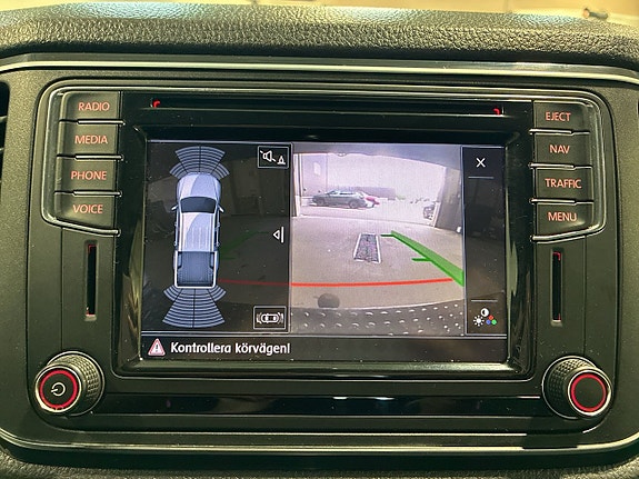 Volkswagen Amarok 20 of 23