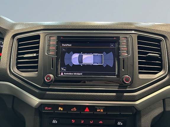 Volkswagen Amarok 16 of 23