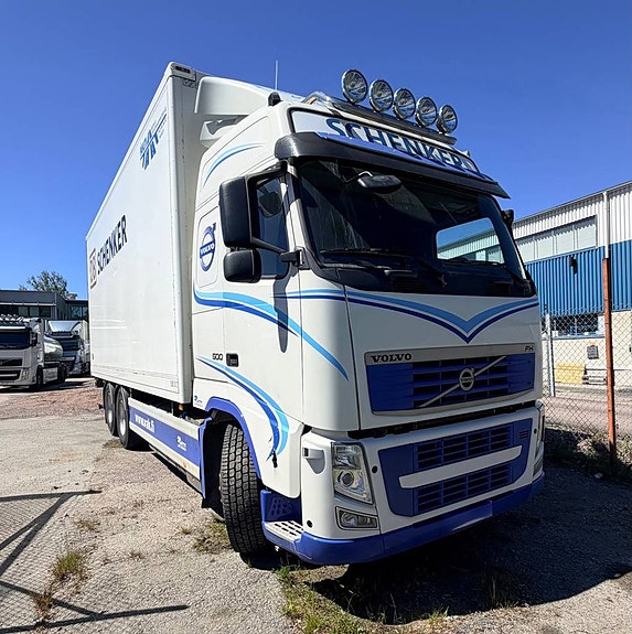 VOLVO FH - 2013 - SKÅP - 230.000 SEK + MOMS