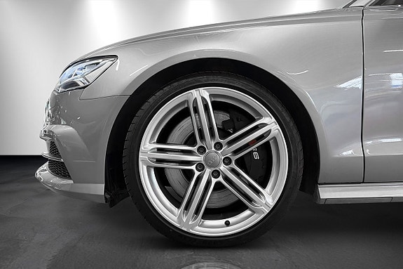 Audi S6 12 of 15