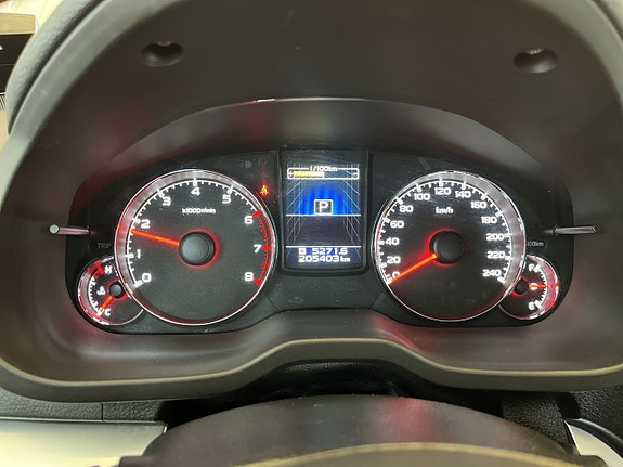 Subaru Legacy 15 of 23