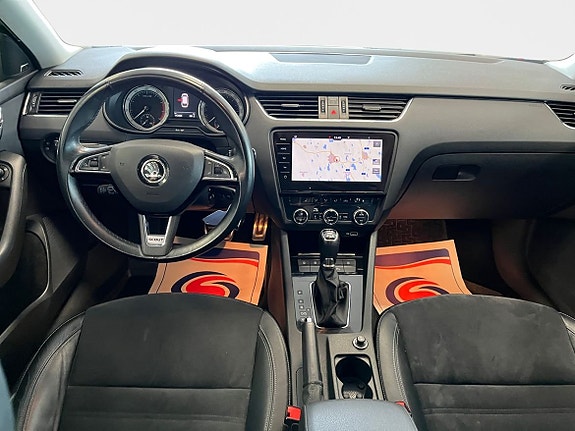 Skoda Octavia Scout 10 of 15