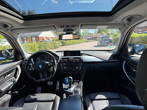 BMW 330d 5 of 5