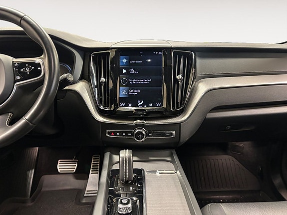Volvo XC60 12 of 19