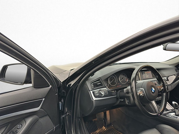 BMW 520d 11 of 30