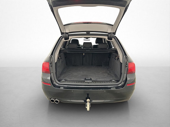 BMW 520d 29 of 30