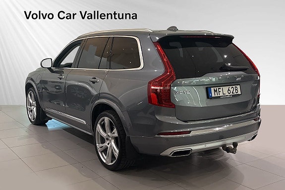 Volvo XC90 4 of 5