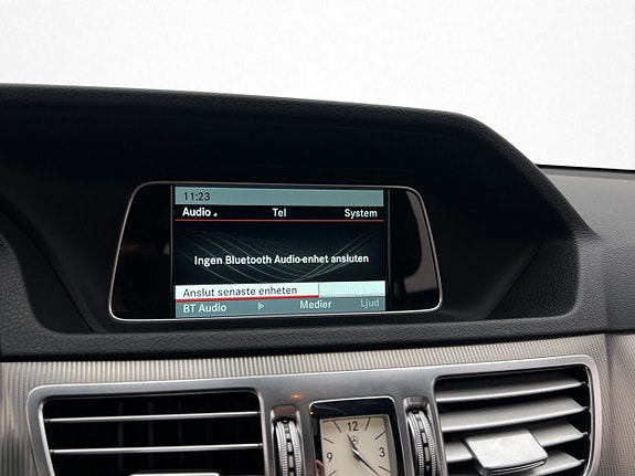 Mercedes-Benz E350 17 of 29