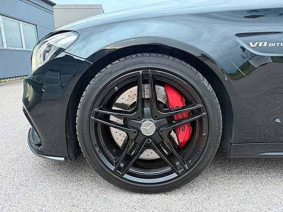 Mercedes-Benz C63 18 of 30
