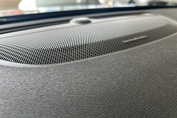 Volvo V90 24 of 30