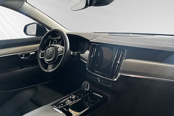 Volvo V90 10 of 30