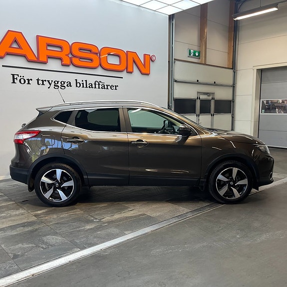 Nissan Qashqai 3 of 5
