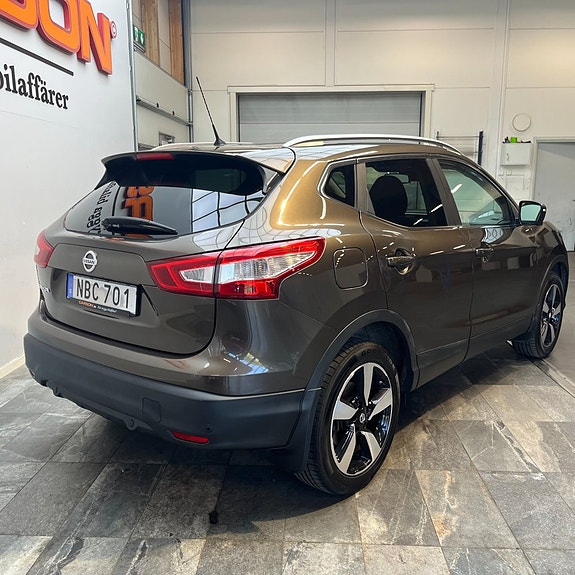 Nissan Qashqai 4 of 5