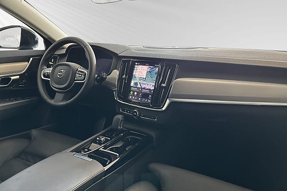 Volvo V90 10 of 29