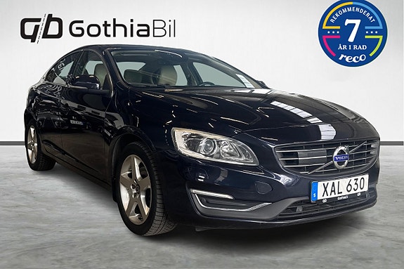 Volvo S60 3 of 5