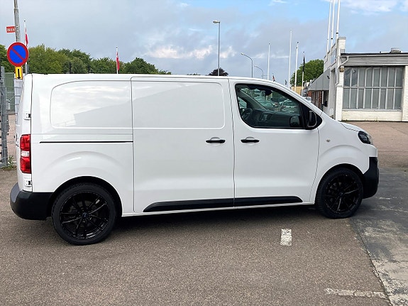 Citroen E-Jumpy 11 of 22