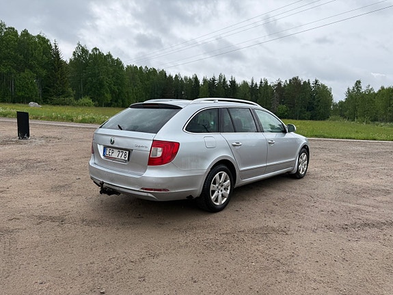 Skoda Superb 5 of 5