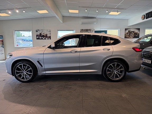 BMW X4 30 of 30
