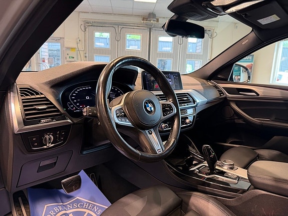 BMW X4 7 of 30