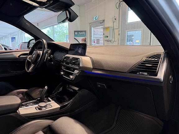 BMW X4 9 of 30