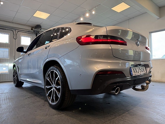 BMW X4 27 of 30