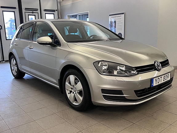 Volkswagen Golf VII 5 of 5