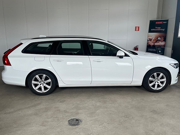 Volvo V90 13 of 21