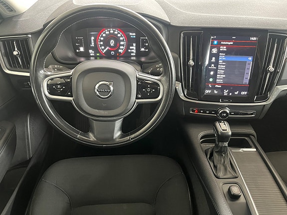 Volvo V90 16 of 21