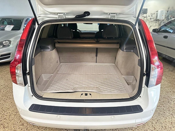 Volvo V50 13 of 14