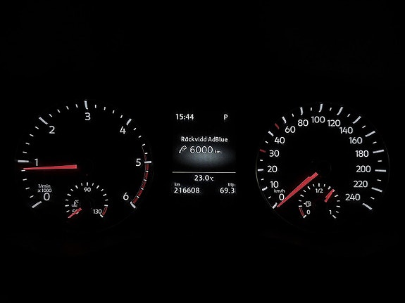 Volkswagen Amarok 13 of 30