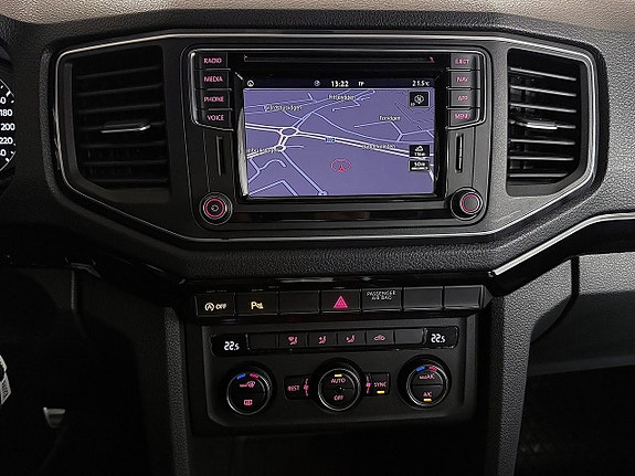 Volkswagen Amarok 14 of 30
