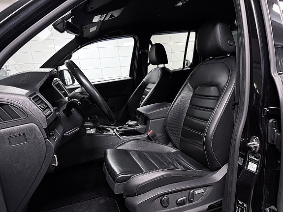 Volkswagen Amarok 25 of 30