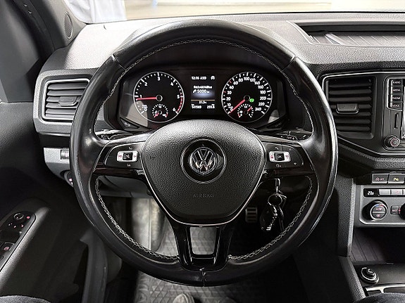 Volkswagen Amarok 12 of 30