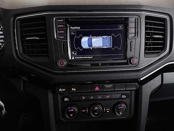 Volkswagen Amarok 16 of 30
