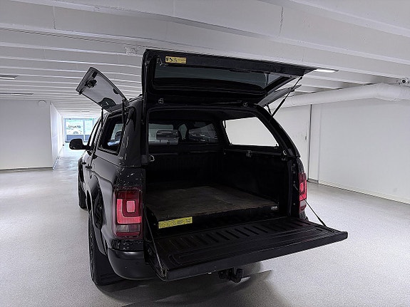 Volkswagen Amarok 30 of 30
