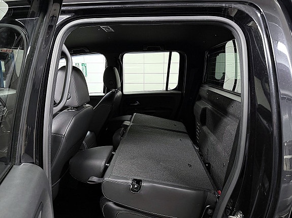 Volkswagen Amarok 29 of 30