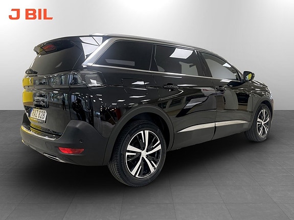 Peugeot 5008 3 of 5