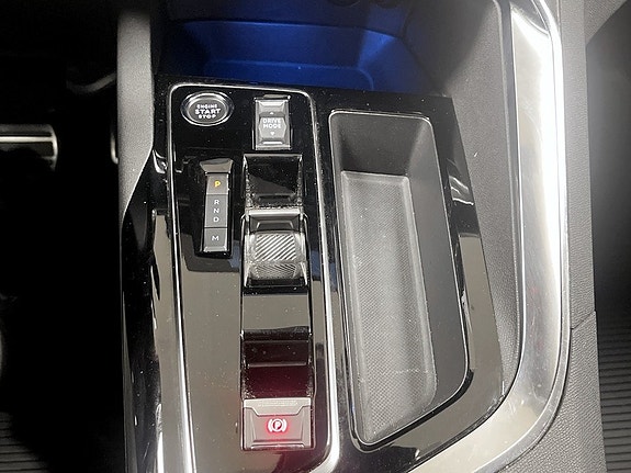 Peugeot 5008 10 of 17